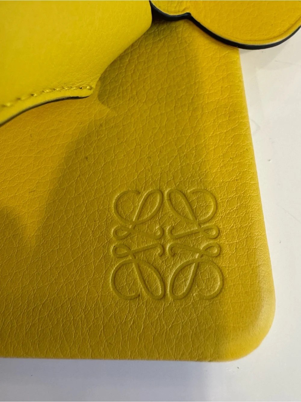 Loewe new iphone